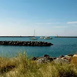 Vacanceole - Le Saint Clair Hotel apartamentowy 3*