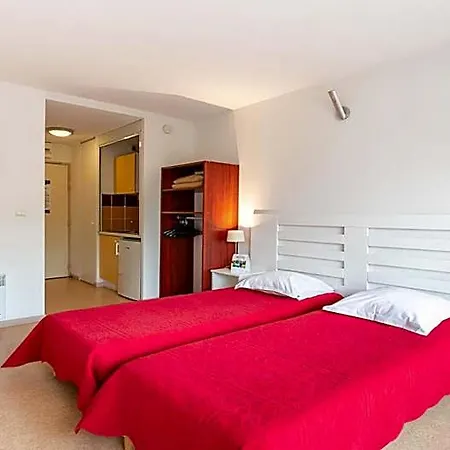 Aparthotel Vacanceole - Le Saint Clair 3*