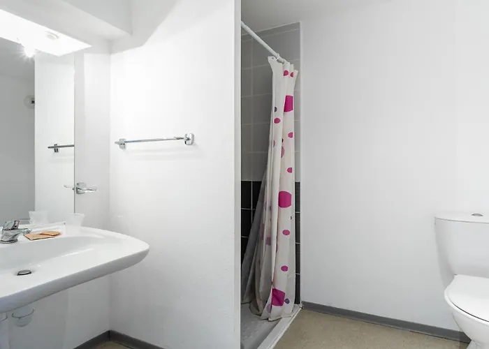 Апарт-отель Vacanceole - Le Saint Clair Агд