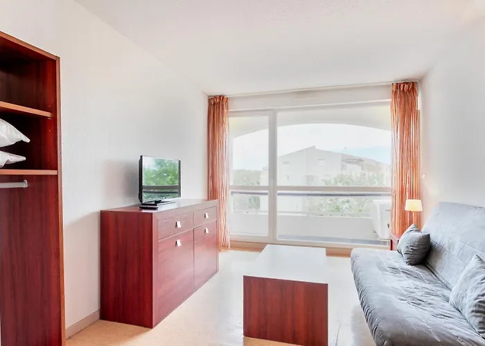 Vacanceole - Le Saint Clair Агд