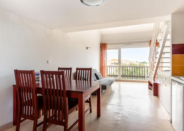 Апарт-отель Vacanceole - Le Saint Clair Агд