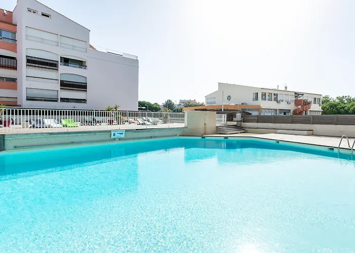 Vacanceole - Le Saint Clair Агд