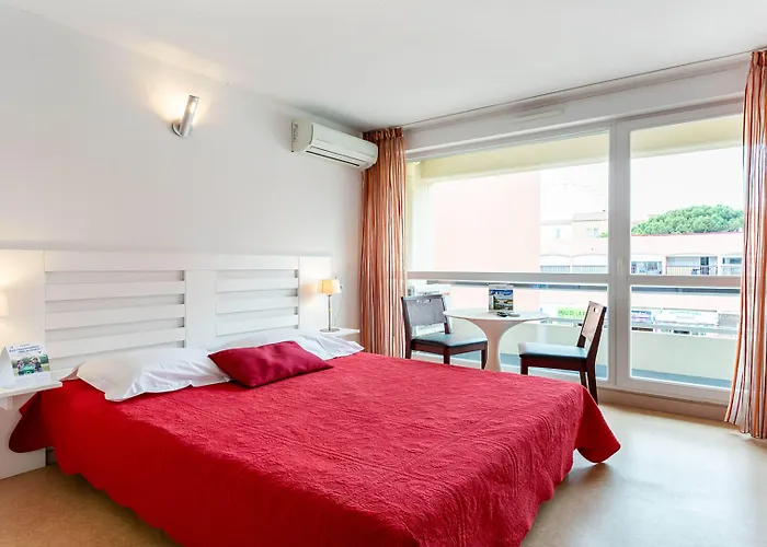 Vacanceole - Le Saint Clair Апарт-отель