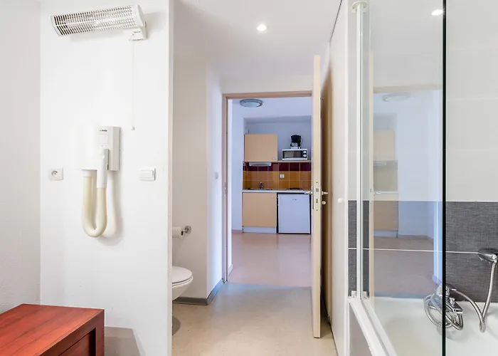 Vacanceole - Le Saint Clair Апарт-отель Агд