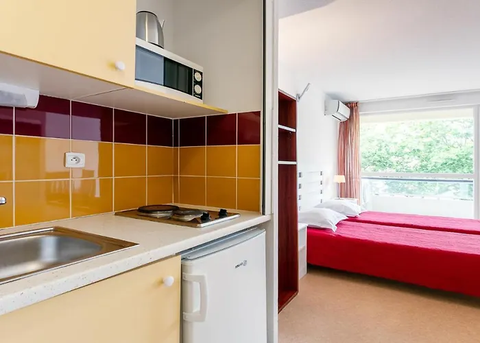 Апарт-отель Vacanceole - Le Saint Clair Агд